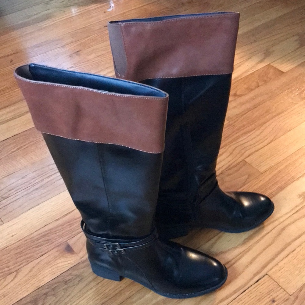 SO like new/new black and tan riding boots Size 6.5 from a pet/smoke free home.